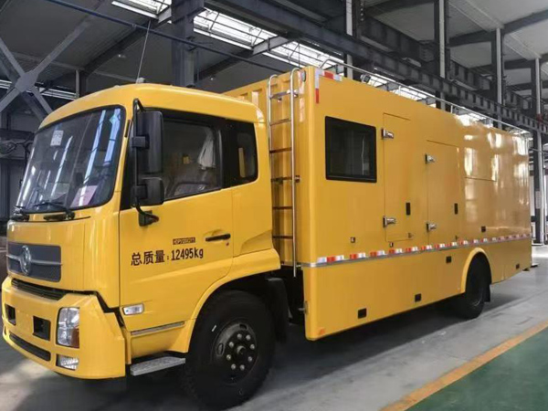 大功率不间断UPS电源车